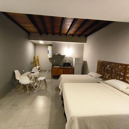 Los Lirios Apart & Suite Porto Iguaçu Exterior foto
